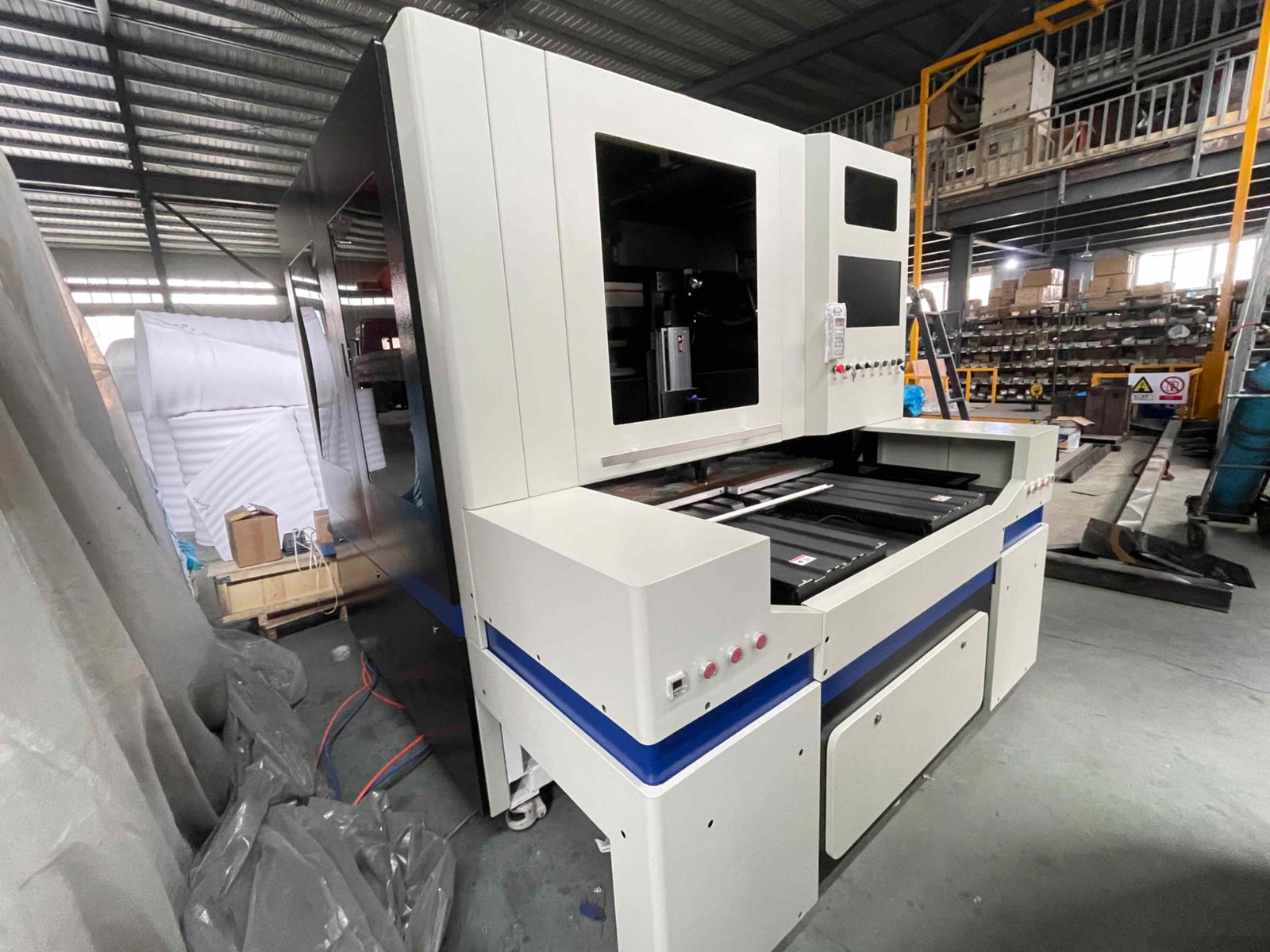 glass cutting machine